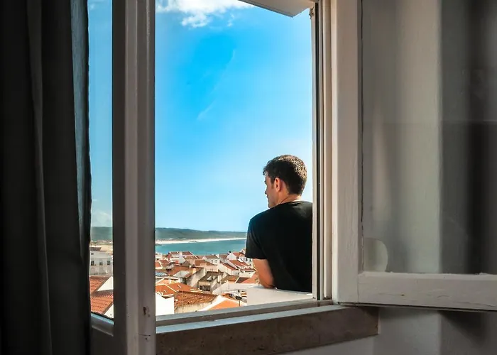 - & Dorms Хостел