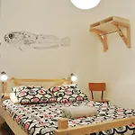 旅馆 - & Dorms *