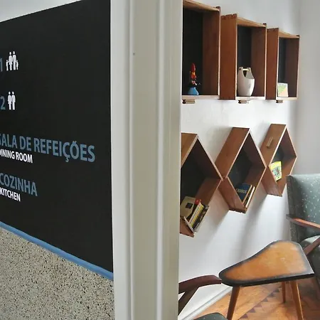 - & Dorms * נאזרה